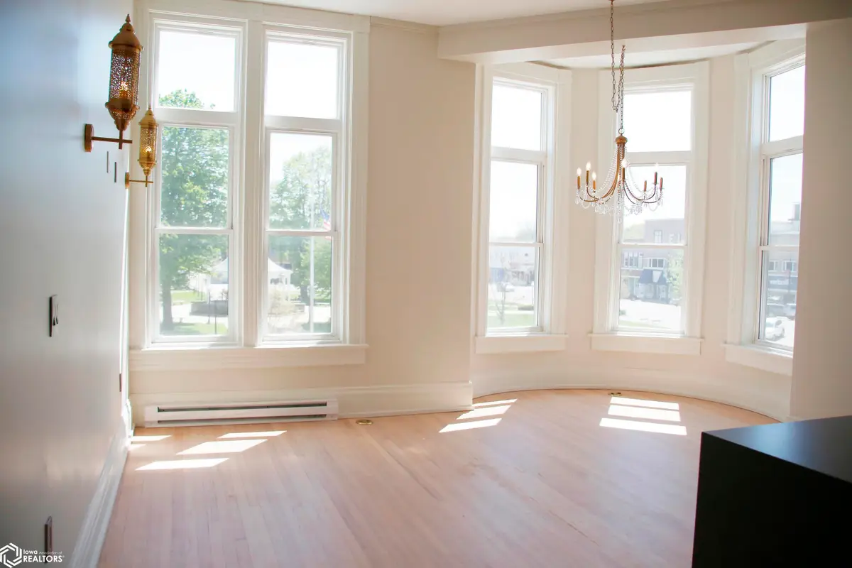 51 E Broadway #202 #202, Fairfield, IA 52556 - Image #1