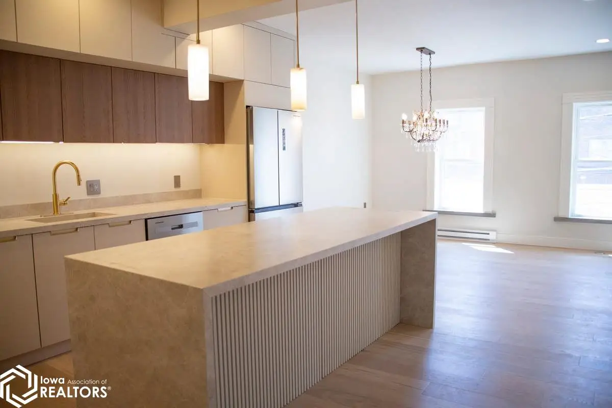 51 E Broadway #205 #205, Fairfield, IA 52556 - Image #1