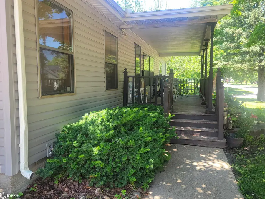 201 S Lincoln Street, Mount Ayr, IA 50854 - Image #2