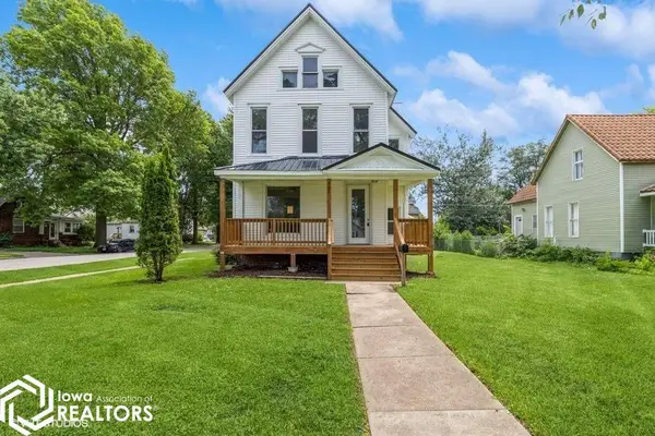 502 S Market Street, Oskaloosa, IA 52577