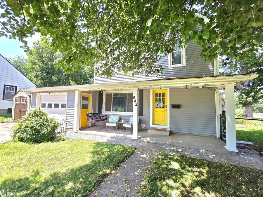 682 3rd Street Ne, Mason City, IA 50401 - #2