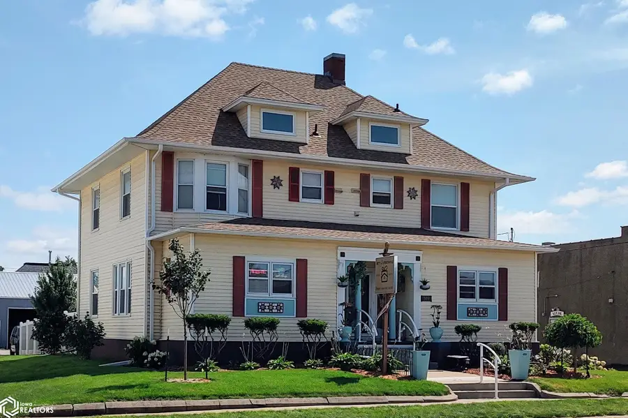 309 1st Avenue W, Newton, IA 50208 - Image #2