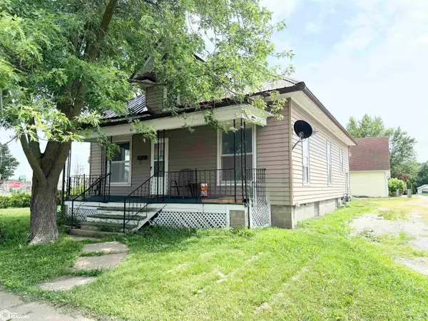 414 E Sheridan Avenue, Centerville, IA 52544