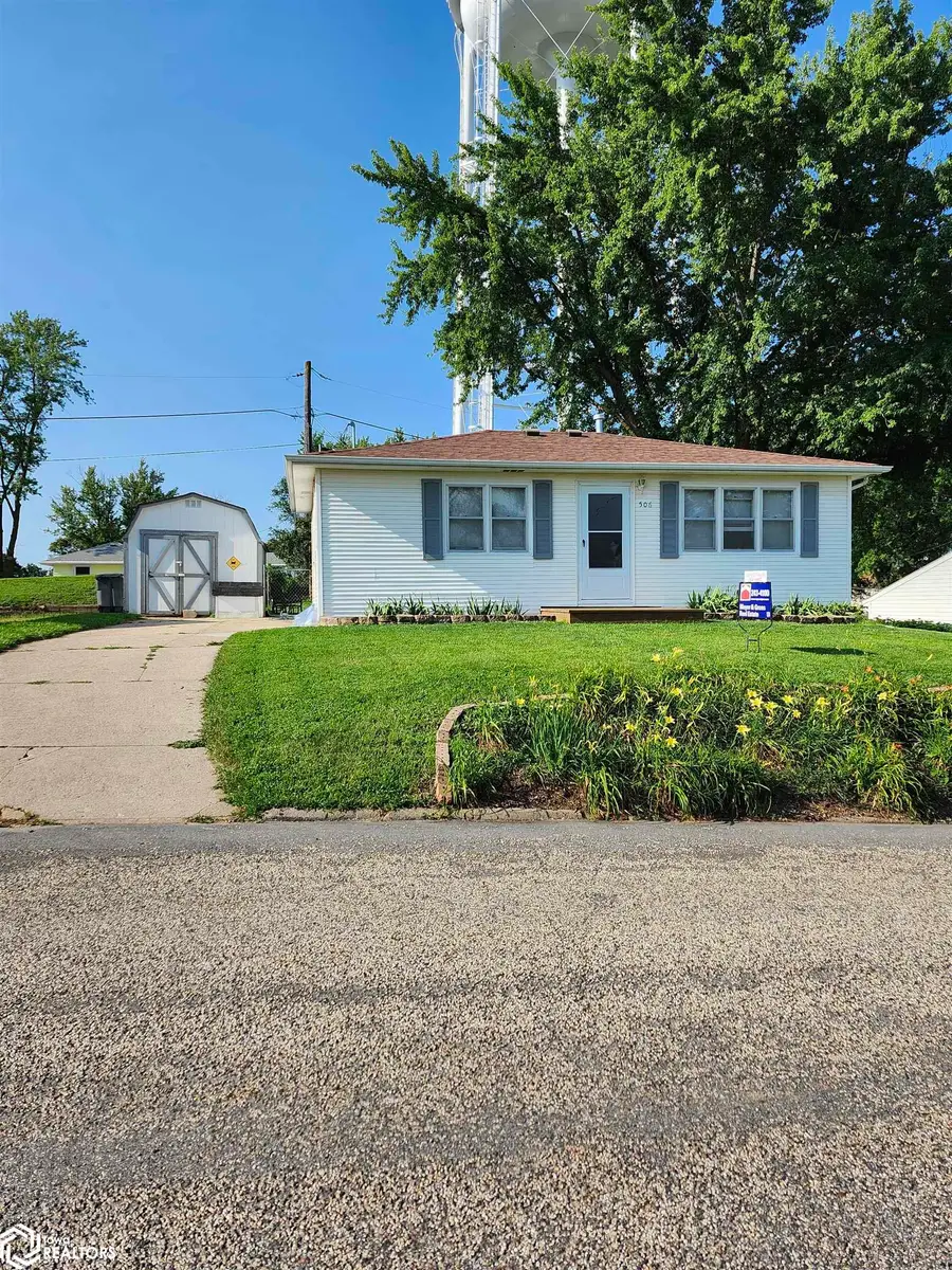 506 Hillhaven Street, Exira, IA 50076 - Image #2