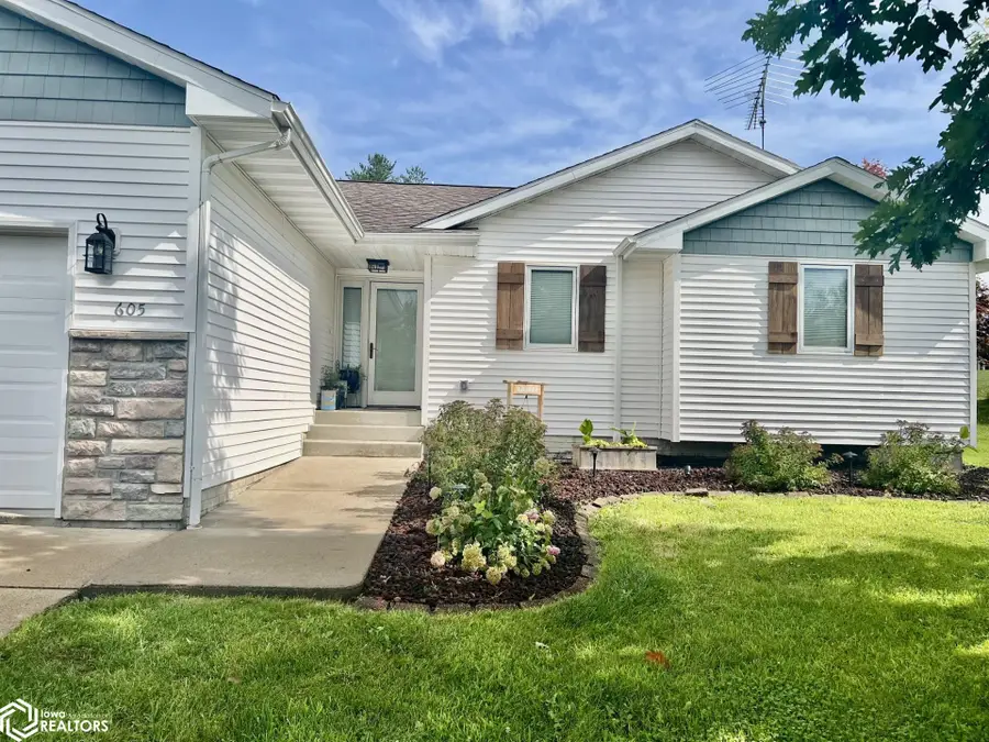605 Fairview, Oskaloosa, IA 52577 - Image #2