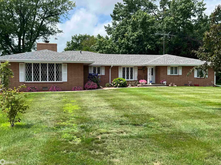 319 S 5th Street, Humeston, IA 50123 - Image #2