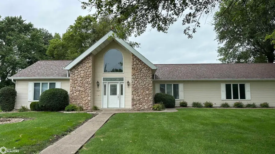 407 N Park Avenue, New Sharon, IA 50207 - Image #3