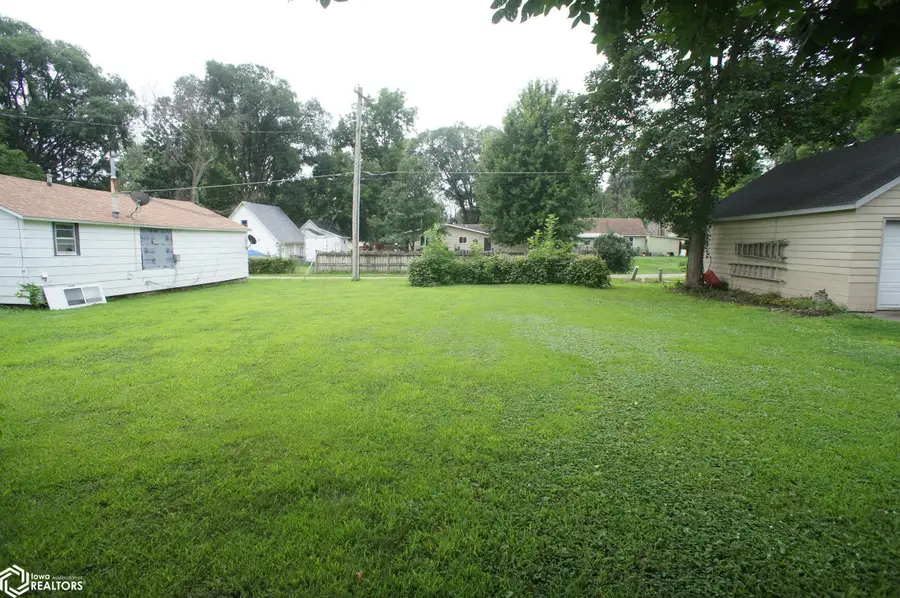 520 Walnut Street, Webster City, IA 50595 - #3