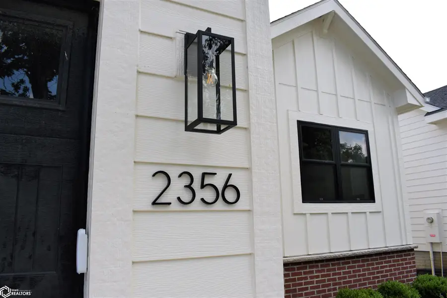 2356 River Road, Iowa Falls, IA 50126 - #3