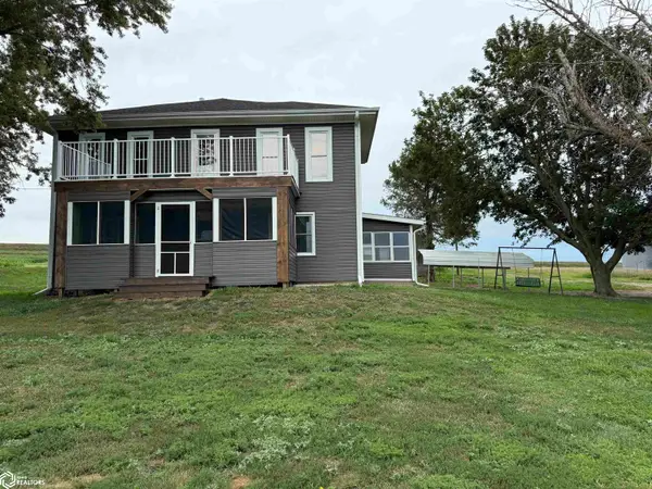 1368 330th Avenue, Randolph, IA 51649