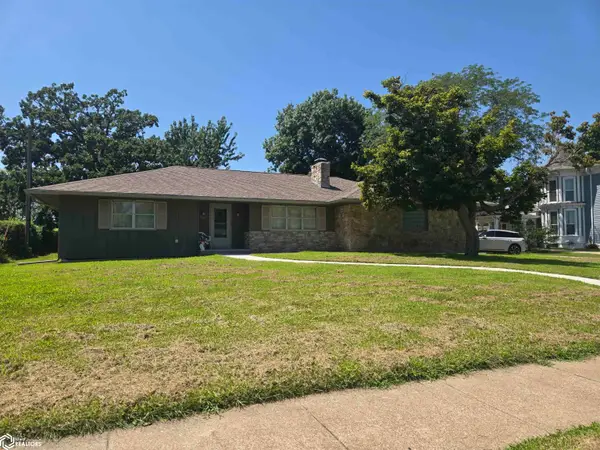 700 Drake Avenue, Centerville, IA 52544