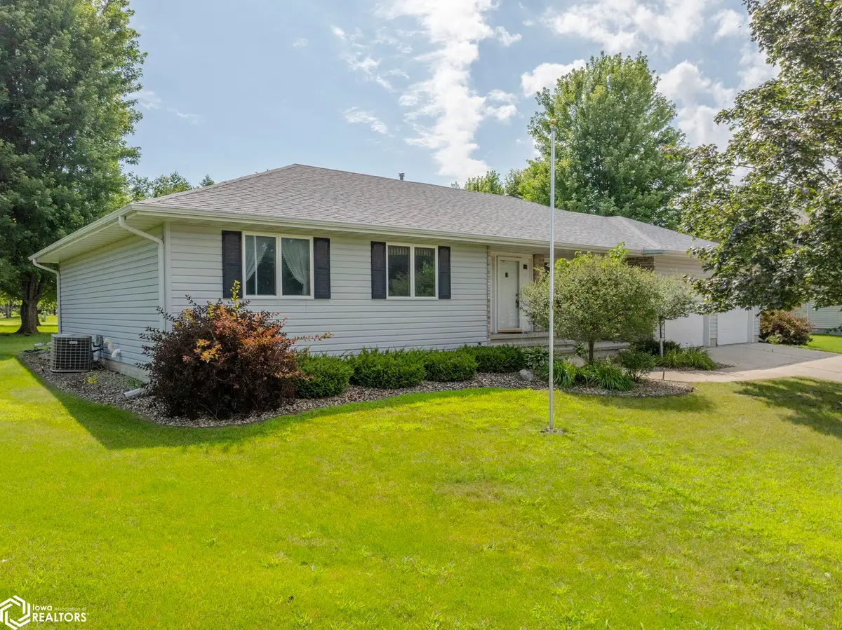 25 Slate Court, Mason City, IA 50401 - #1