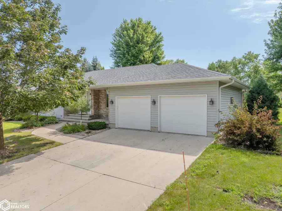 25 Slate Court, Mason City, IA 50401 - #3