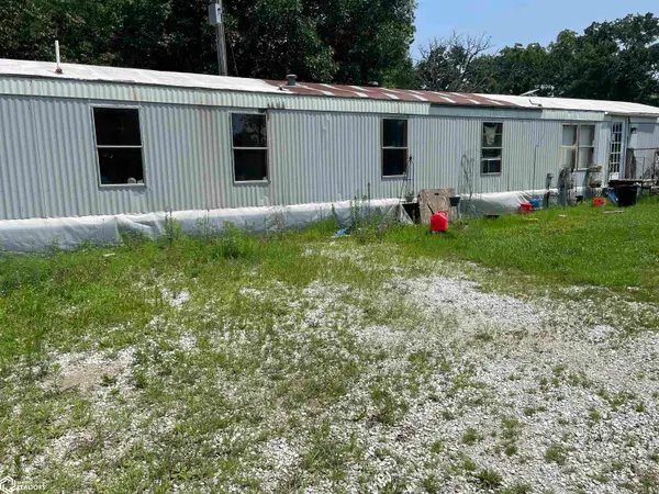 2229 235 Street, Donnellson, IA 52632