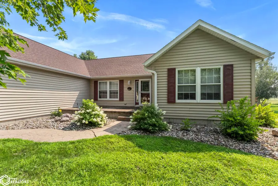 920 S 4th Street, Wapello, IA 52653 - Image #3