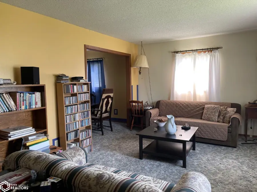 105 Broad Street, Grinnell, IA 50112 - Image #3