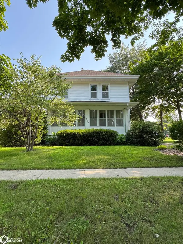 603 W Pleasant Valley Street, Sigourney, IA 52591