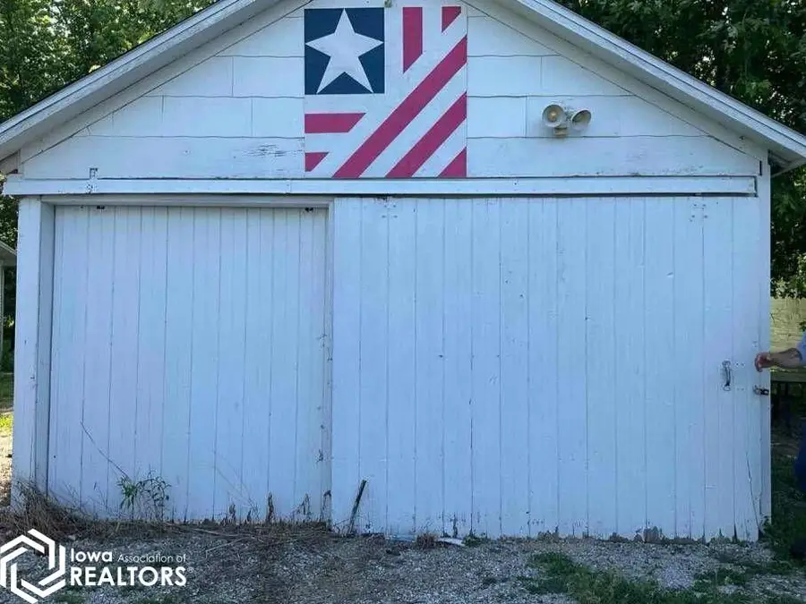 2201 S Johnson Street, Macomb, IL 61455 - Image #2