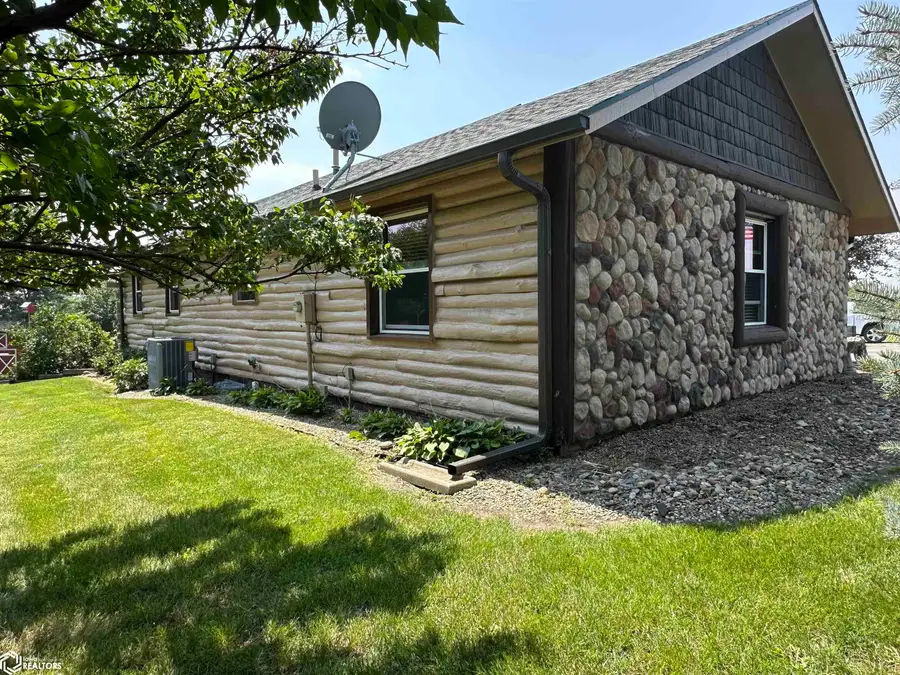 21450 490th Street, Chariton, IA 50049 - Image #2