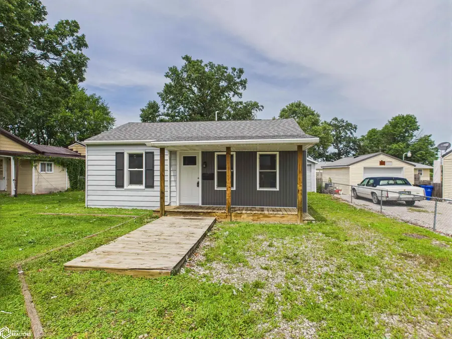 1409 Swanson Avenue, Ottumwa, IA 52501 - Image #2