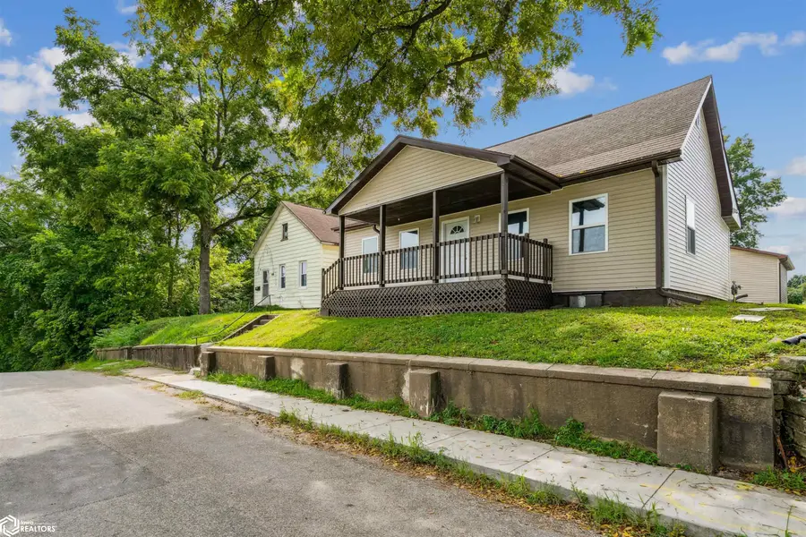 607 N Gunnison Street, Burlington, IA 52601 - Image #2