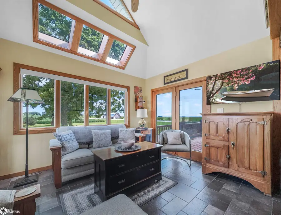 2428 Hwy 3, Dumont, IA 50625 - Image #3