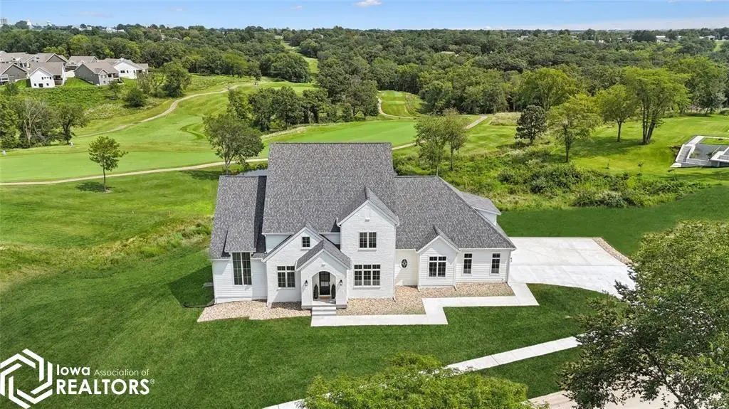 550 Harvest Road, Pella, IA 50219 - Image #1