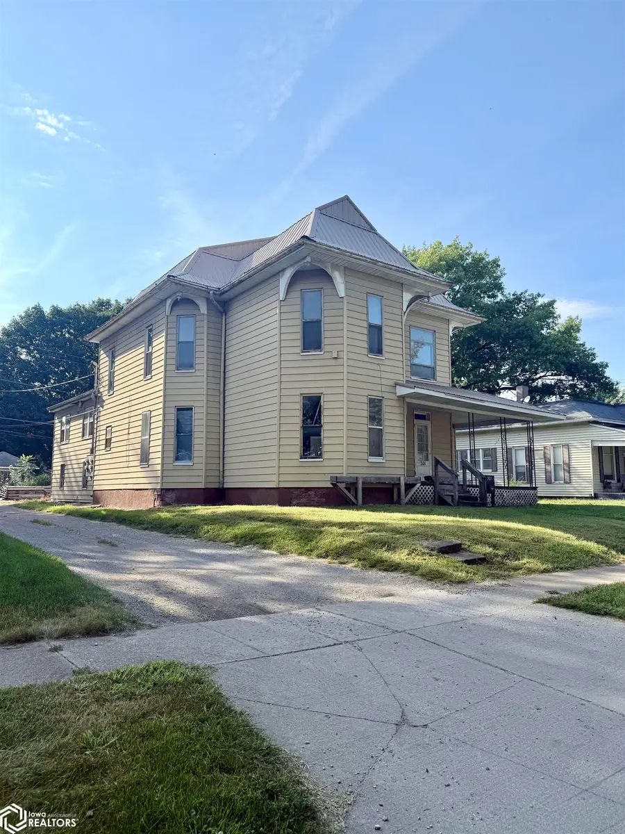 321 N C Street, Oskaloosa, IA 52577 - Image #2