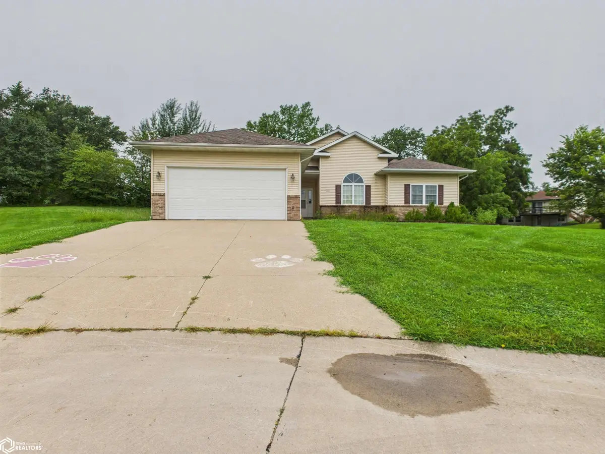 31 Weaver Drive, Ottumwa, IA 52501 - Image #1