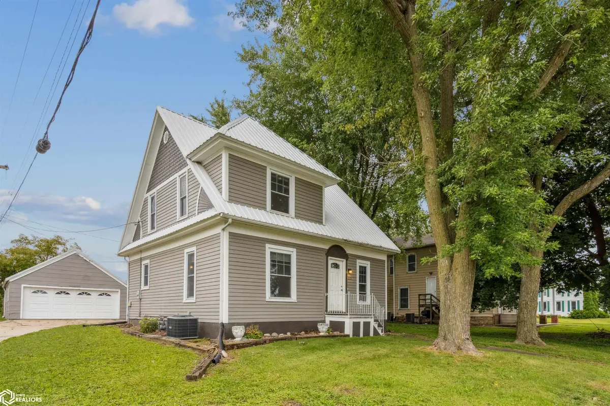 205 S 3rd Street, Montezuma, IA 50171 - Image #1