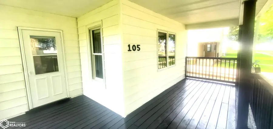 105 Davenport Street, Holstein, IA 51025 - Image #3
