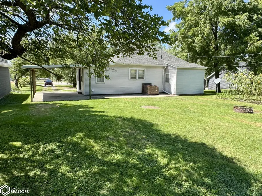 214 S Ringgold Street, Mount Ayr, IA 50854 - Image #3