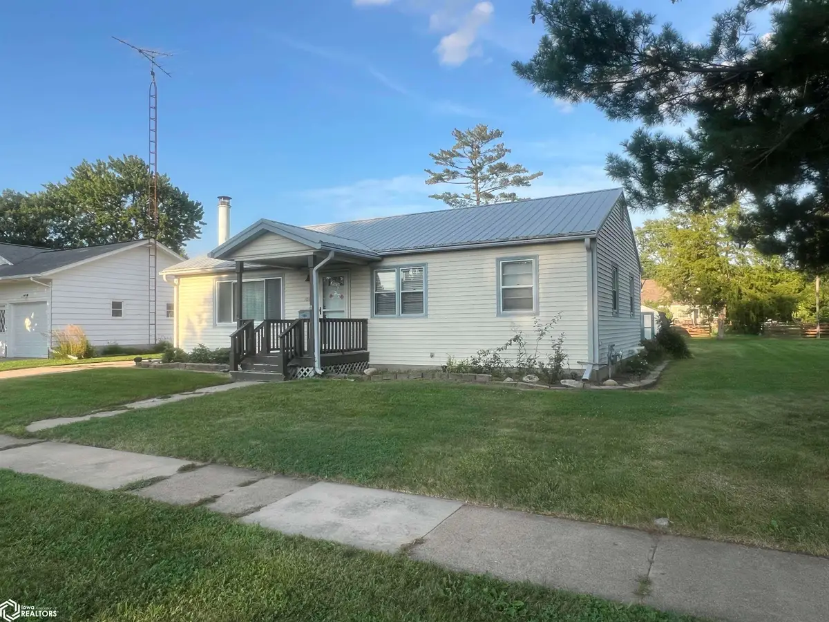 1005 S 5th Street, Fairfield, IA 52556 - Image #1