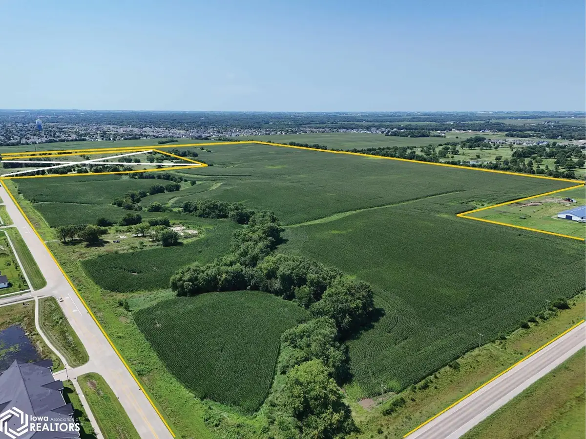Hyde Ave., Ames, IA 50010 - #1