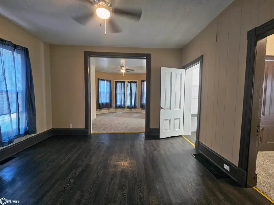 1432 Cleveland Avenue, Burlington, IA 52601 - Image #3
