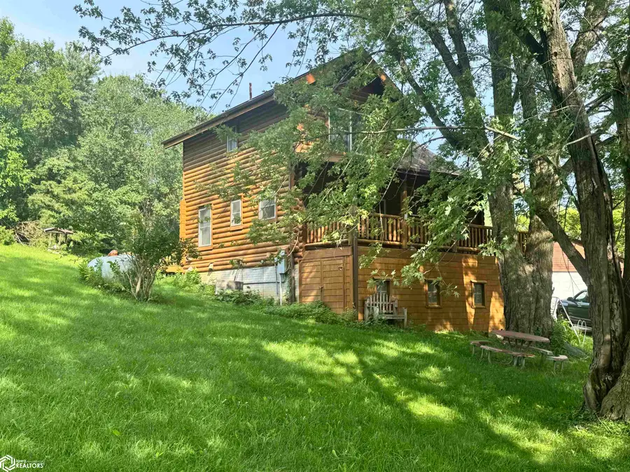 255 Eastside Lane, Montezuma, IA 50171 - Image #3