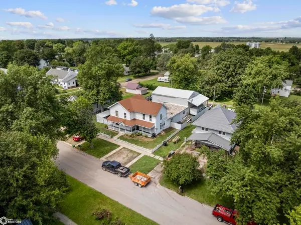 203 E Ash St, Winfield, IA 52659