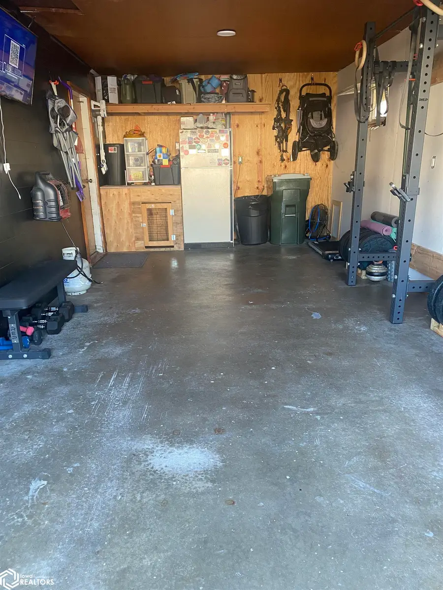 511 N Orchard Street, Brooklyn, IA 52211 - Image #2