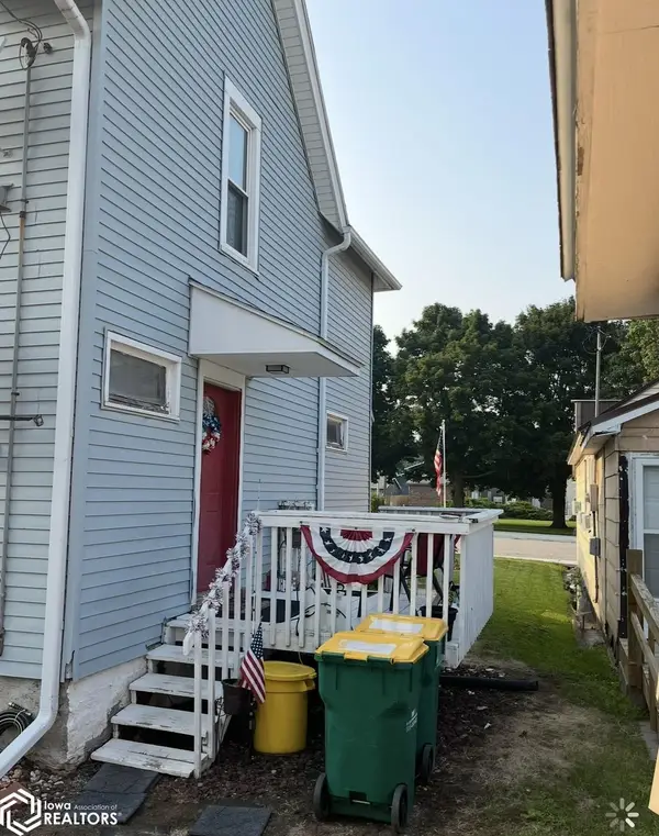 127 E Elmore Street, Manly, IA 50456