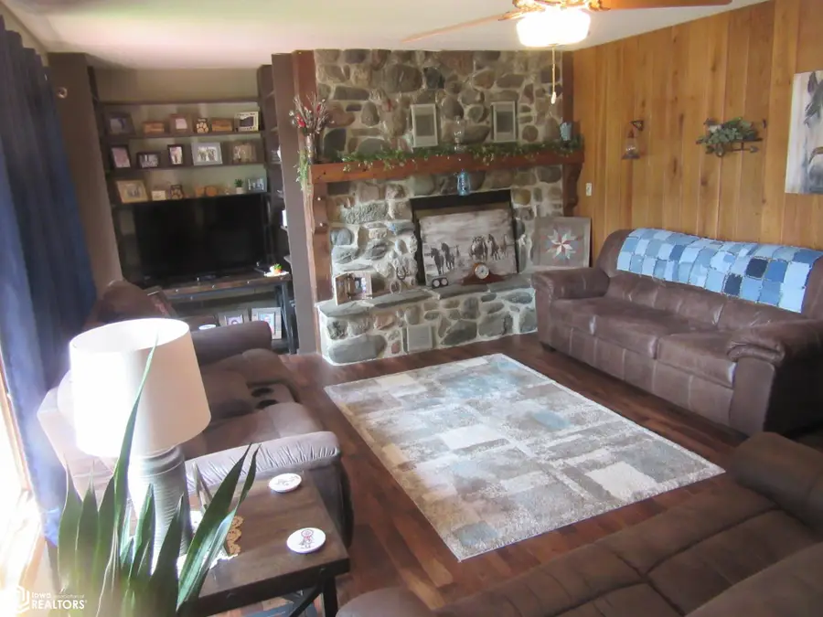 815 W Halverson, Forest City, IA 50436 - Image #2