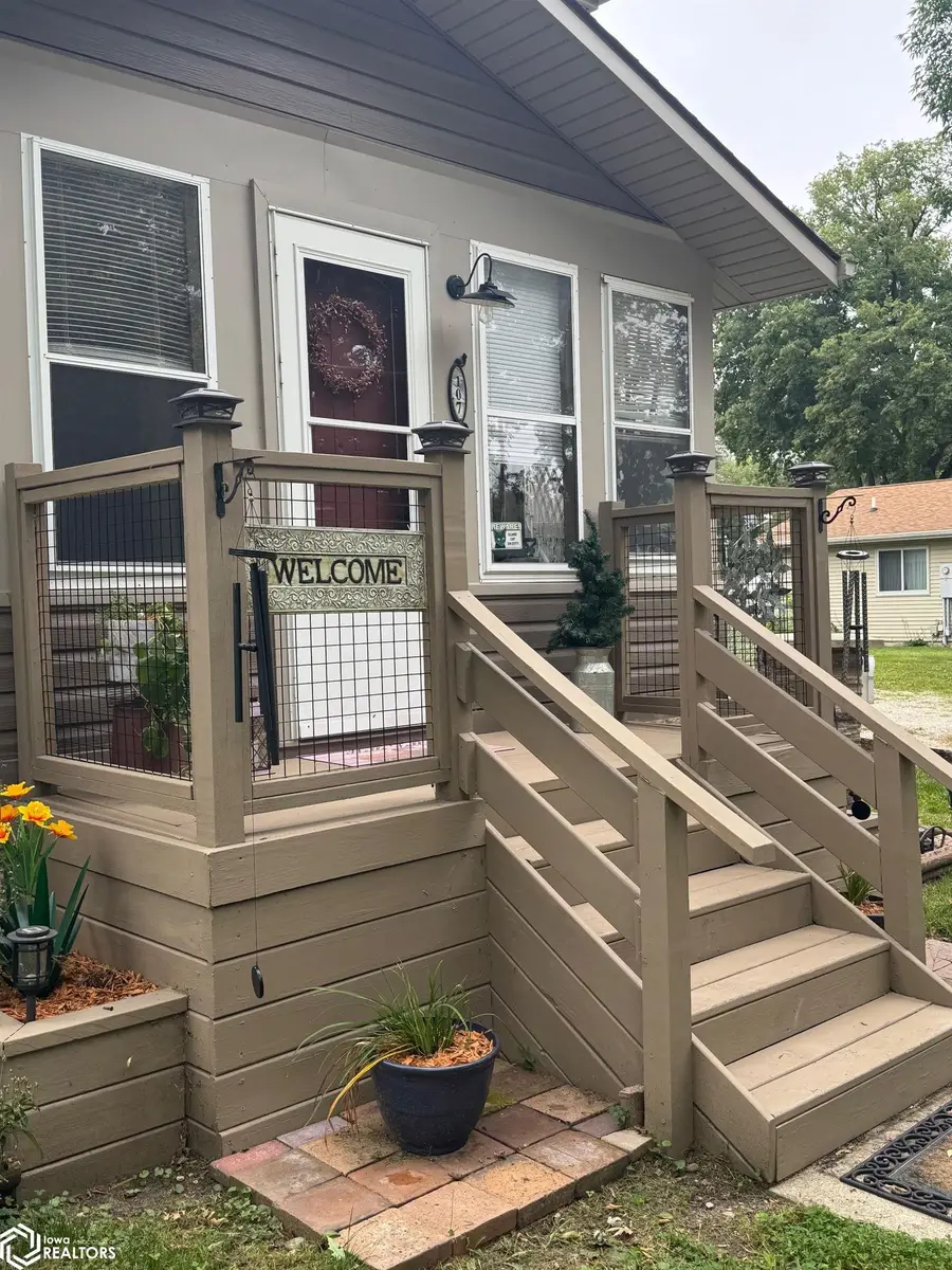 107 10th Street N, Humboldt, IA 50548 - Image #2