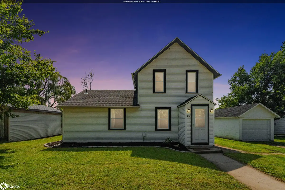 132 Green Street, Center Point, IA 52213-9701 - Image #1