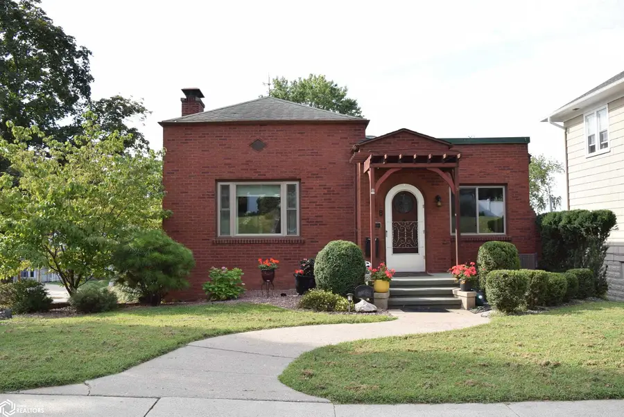 1304 Avenue B, Fort Madison, IA 52627 - Image #2