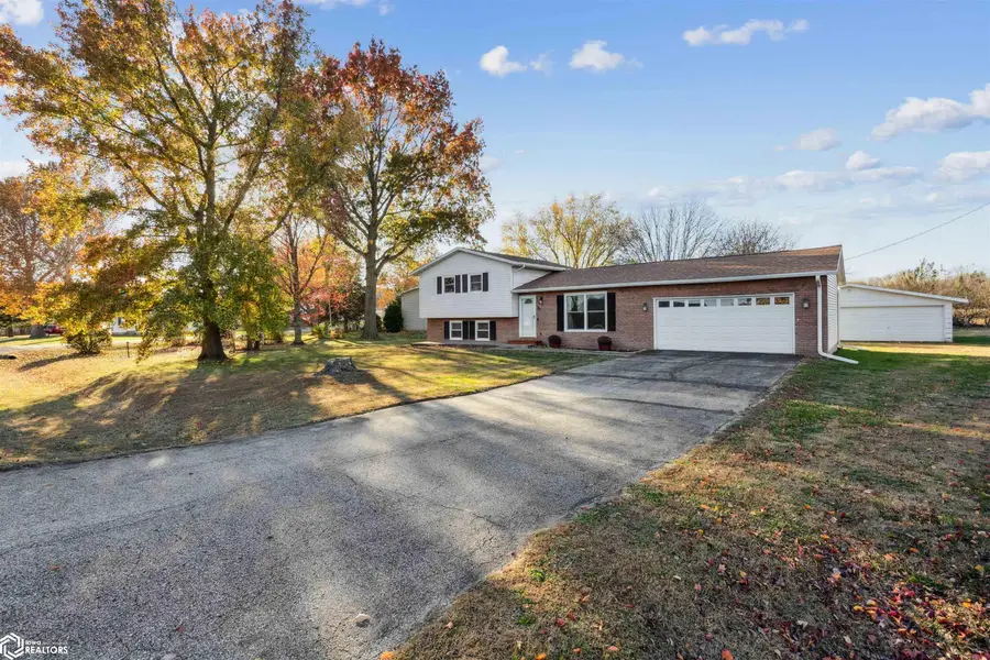 2741 255th Avenue, Montrose, IA 52639 - Image #2