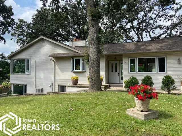 601 19th Street W, Clear Lake, IA 50428 - Image #2