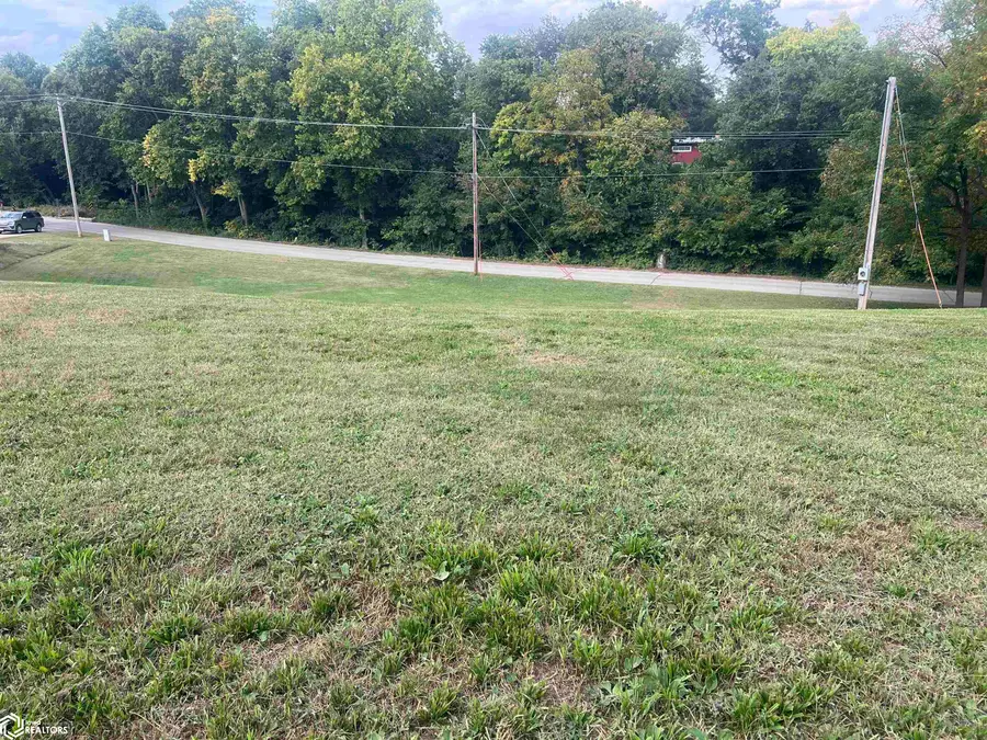 601 14th Avenue, Eldora, IA 50627 - #3