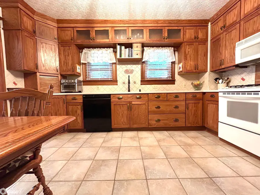 505 Maple Street, Atlantic, IA 50022 - #3