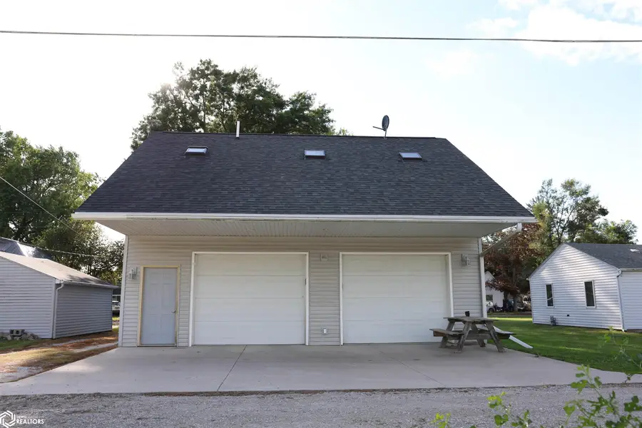 522 S Davis Street, Ottumwa, IA 52501 - Image #2