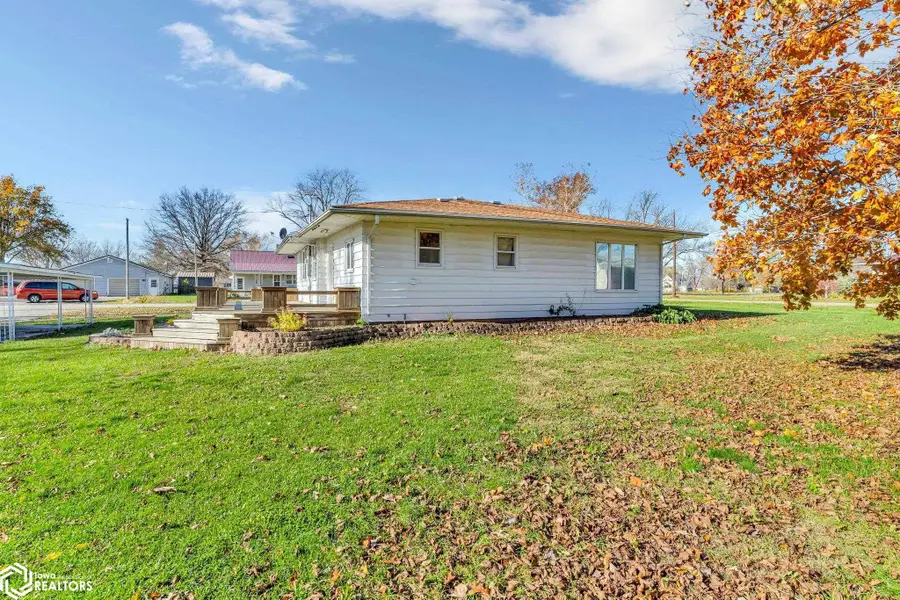 405 S 2nd Street, Ollie, IA 52576 - Image #2
