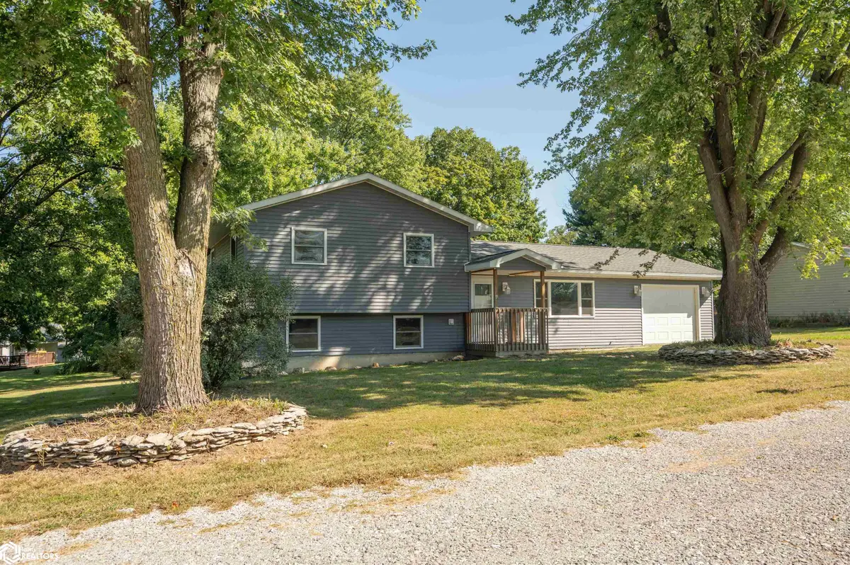 725 Bunker Drive, Warsaw, IL 62379 - #1